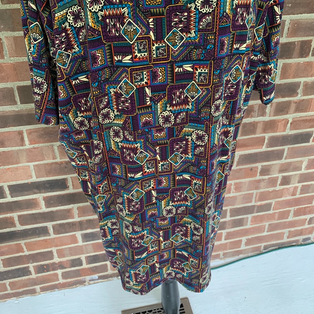 ❤️ LuLaRoe Irma short sleeve tee - Picture 6 of 8